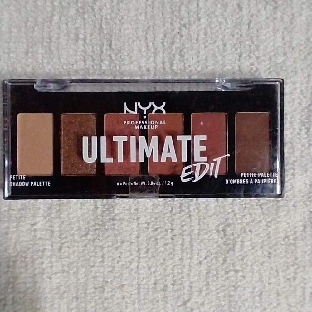 Nyx ultimate edit eye shadow palette